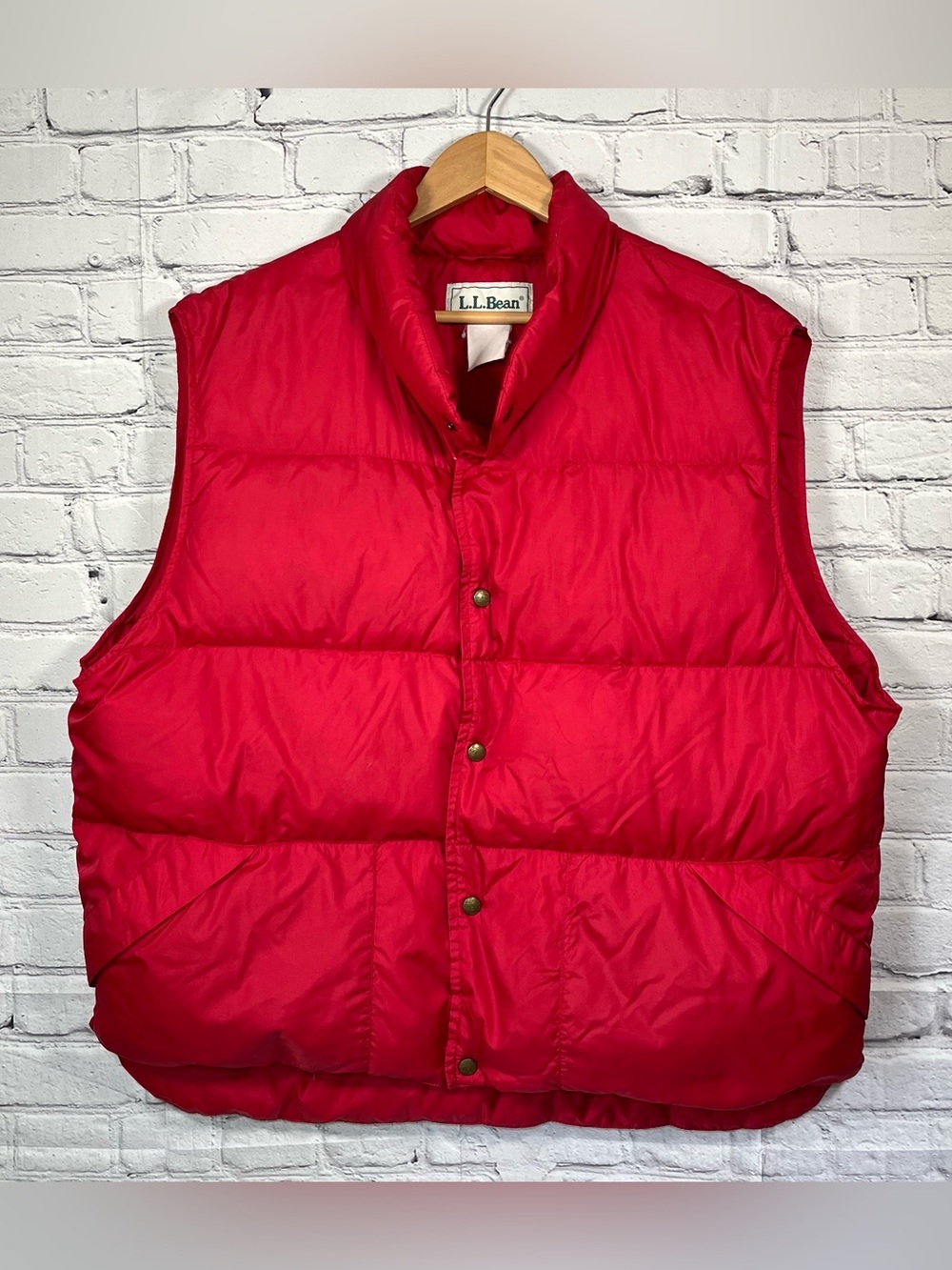Vintage LL Bean Mens Nylon Goose Down Puffer Vest Mens Size Large Red Made USA